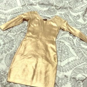 Bebe dress